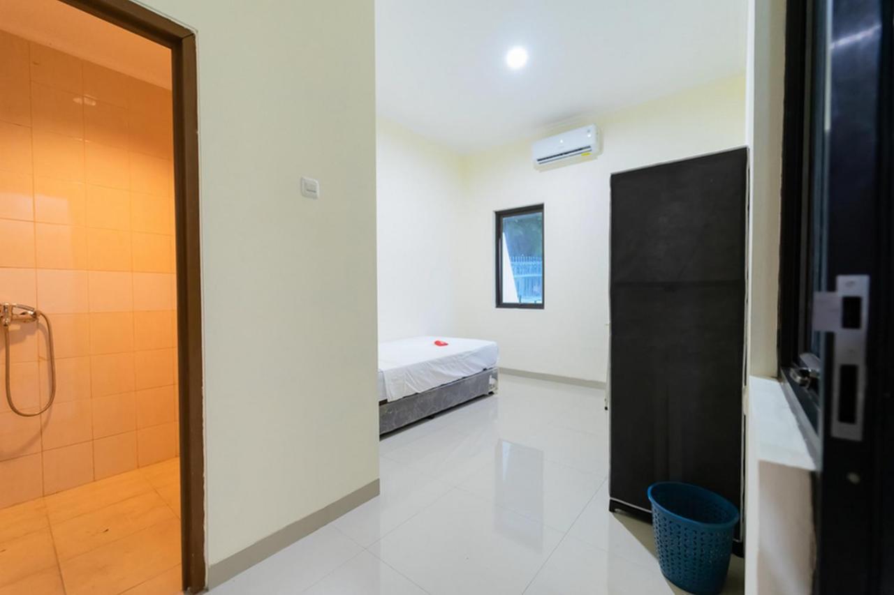 Koolkost Near Universitas Tarumanegara Jakarta Exteriör bild